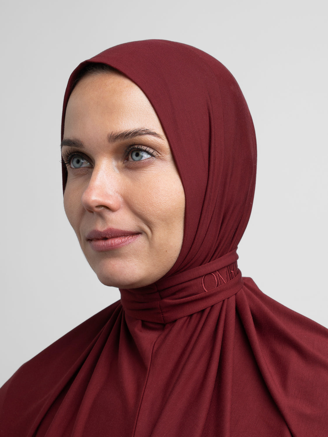 Hijab Strawberry Red